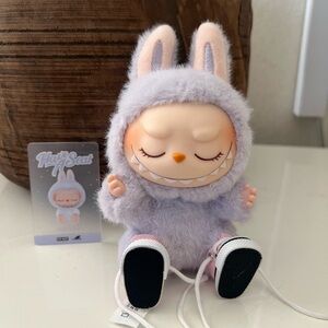 Pop Mart Labubu Have a Seat Zizi